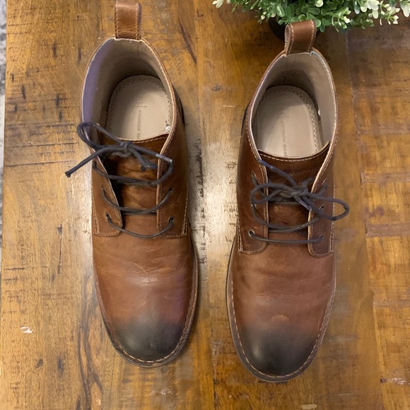 andrew marc dorchester chukka boot